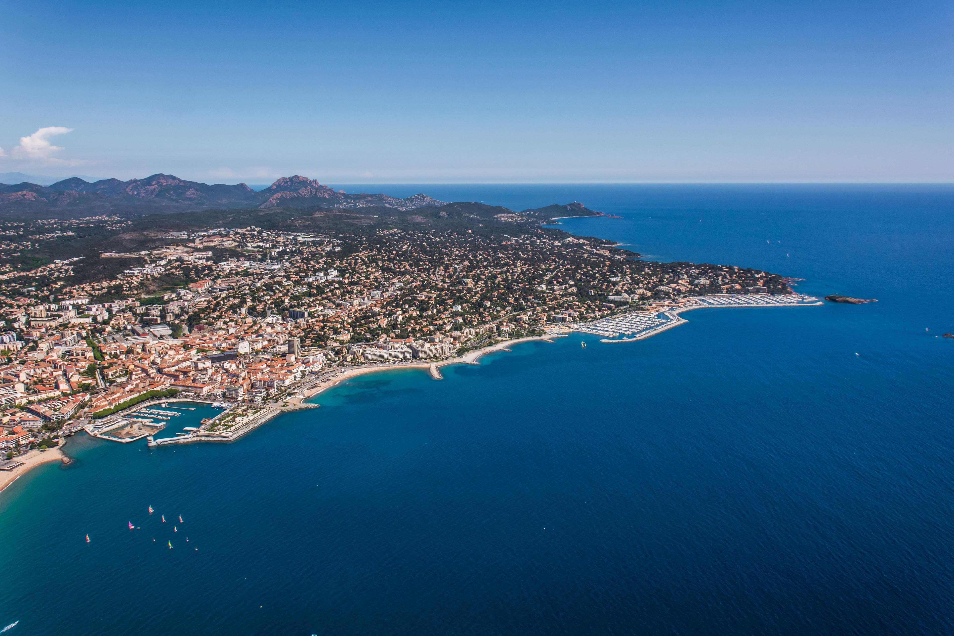 Best Western Plus La Marina Saint-Raphaël Zewnętrze zdjęcie
