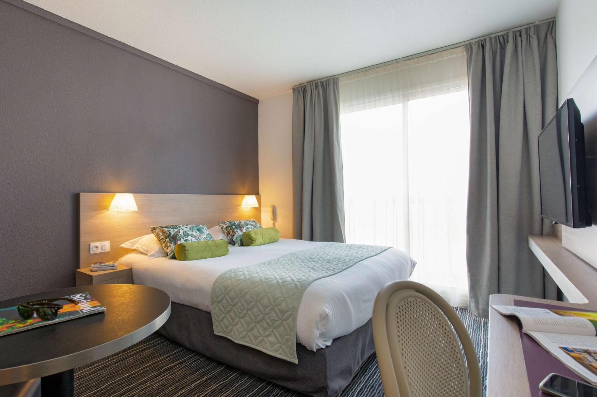 Best Western Plus La Marina Saint-Raphaël Zewnętrze zdjęcie